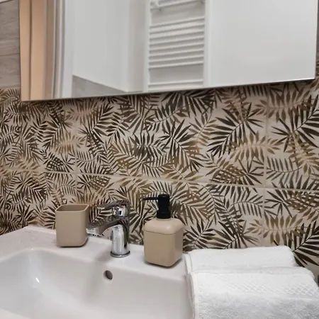 Eden Bay Vacation 度假居 *